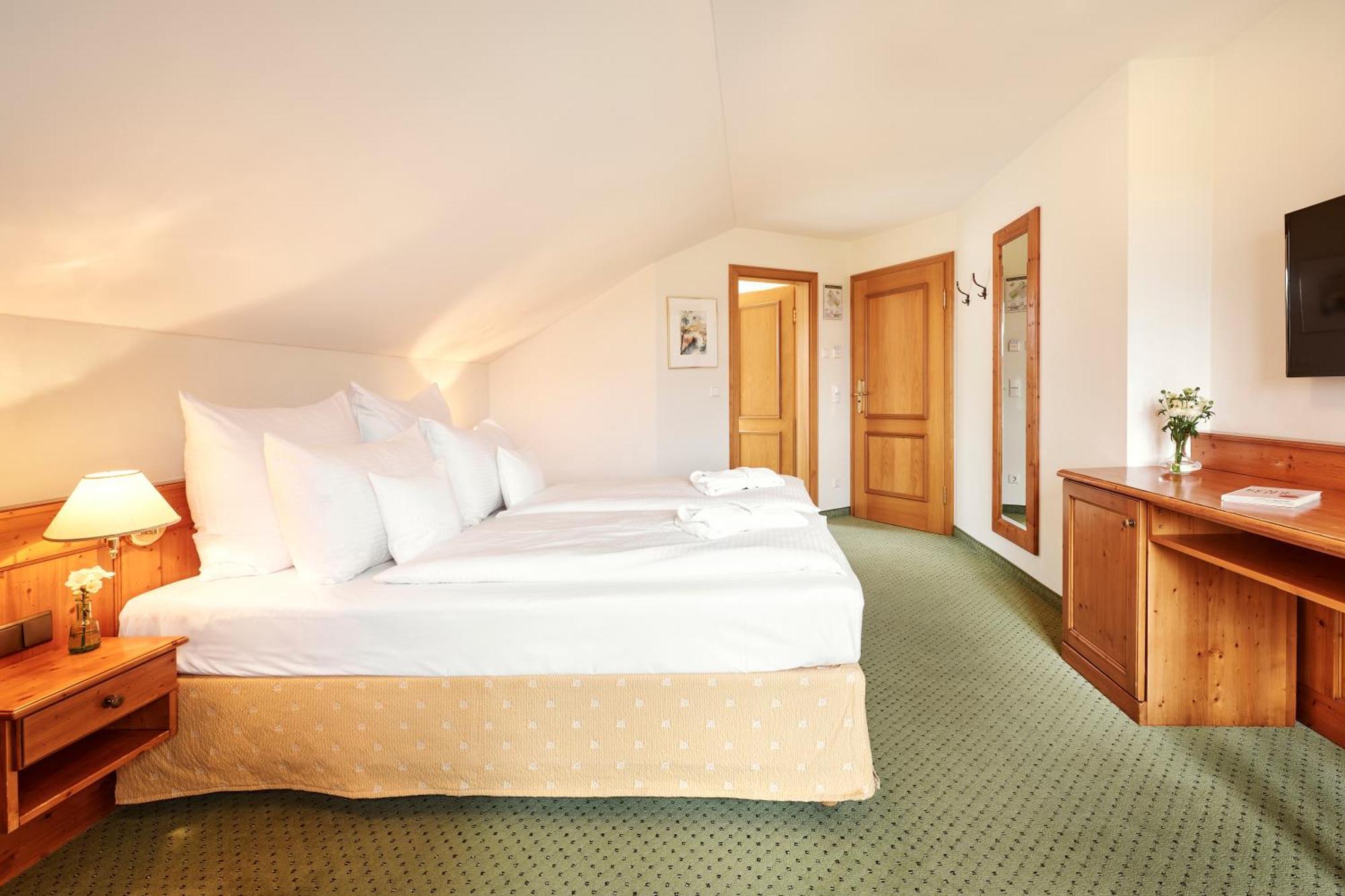 Hotel Auf Der Gsteig Gmbh Lechbruck Rom bilde